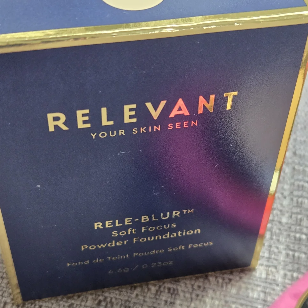 Relevant Rele-Blur Soft‎ Focus Powder Foundation Inspire 22 New In Box
